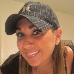 Meet your Posher, Delana